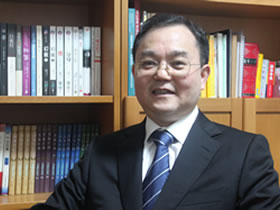 陈义红被评为湖北省激光行业协会优秀轮值会长